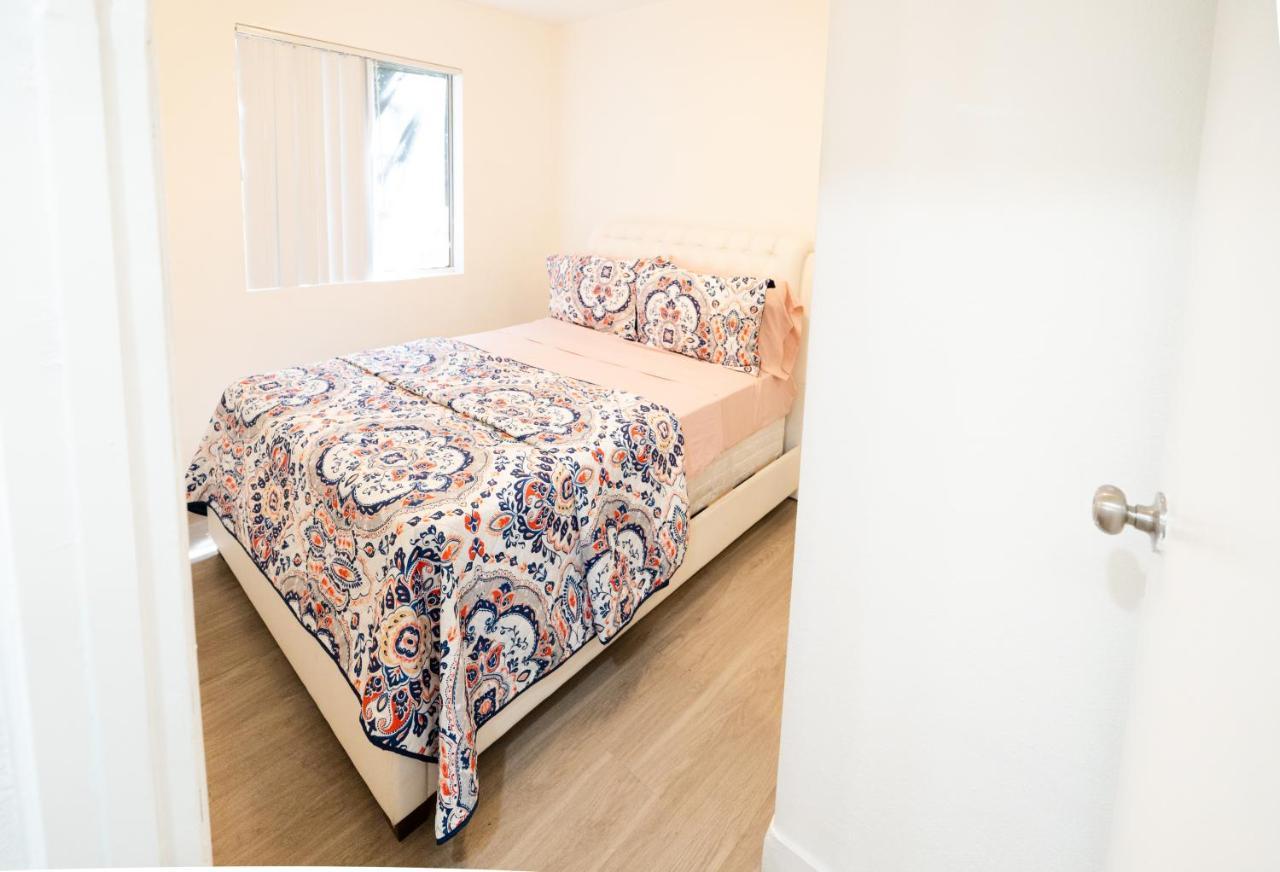 Cozy Small 2 Bedroom In Koreatown/hollywood Apartment Los Angeles