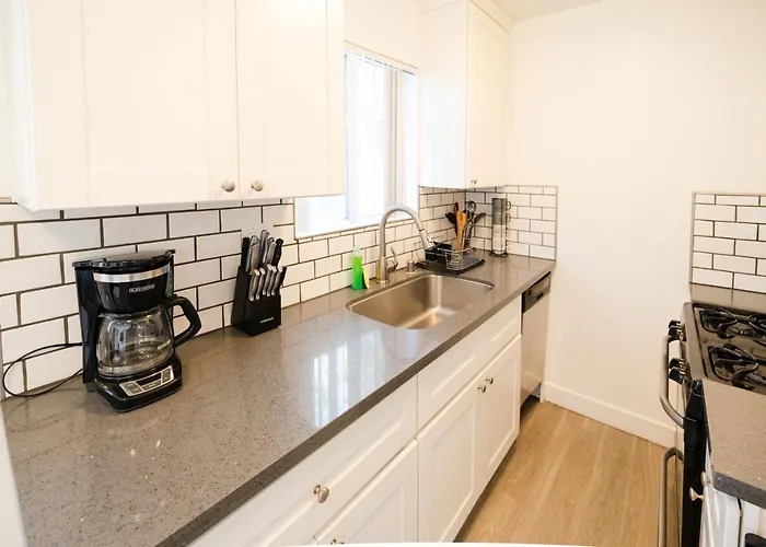 Cozy Small 2 Bedroom In Koreatown/Hollywood